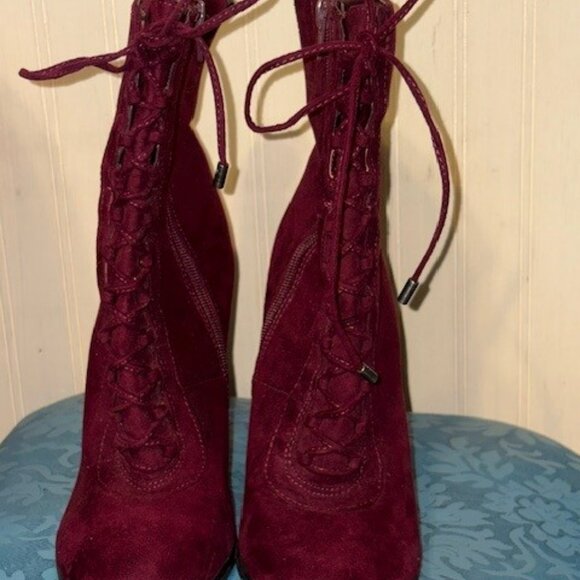Carlos Santana Malbec Sandra Lace Up Booties - Picture 2 of 5